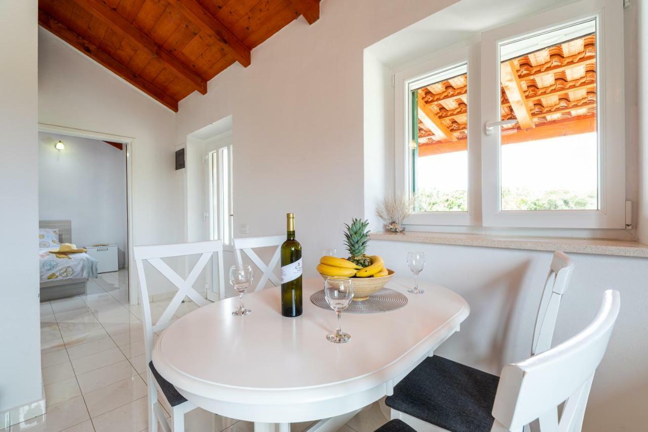 Vineyard House & Olive Grove House Racisce Exterior foto